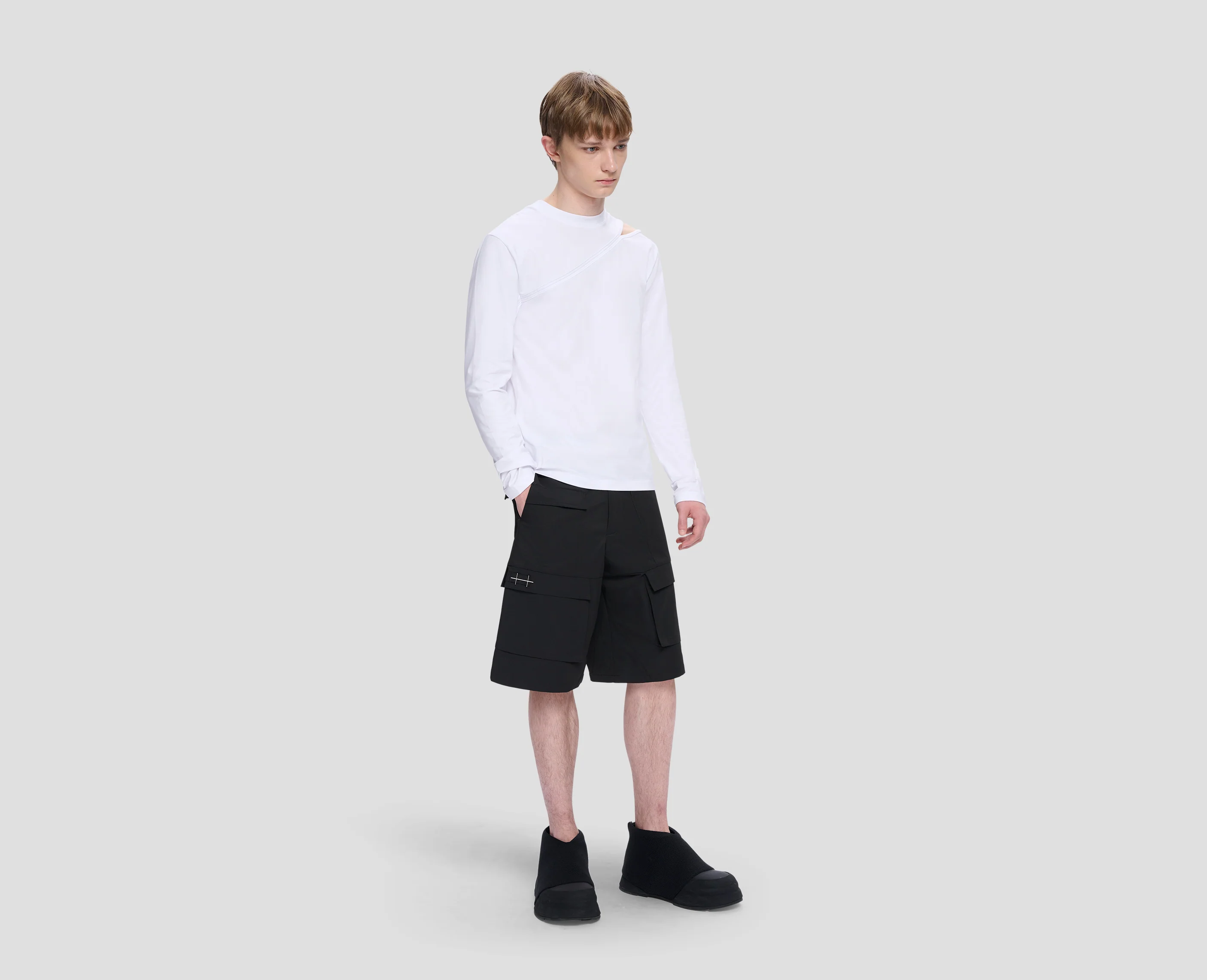 CELLULAE CARGO SHORTS - Image 2